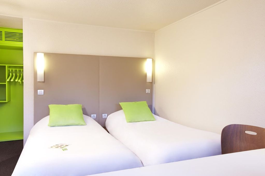 Hotel Campanile Auxerre - Monéteau Habitación foto